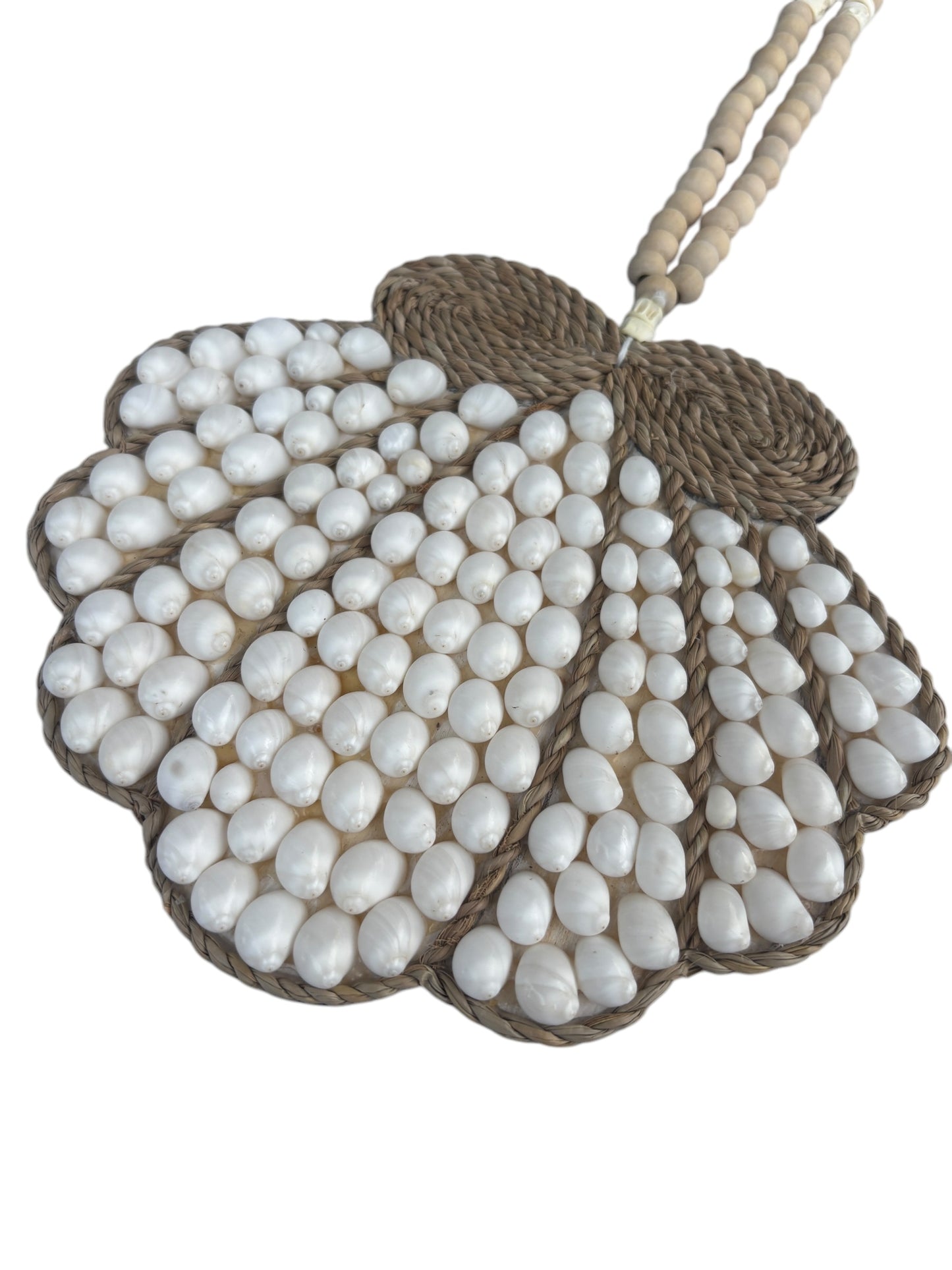 Shell Tassel | White Buteng Shell